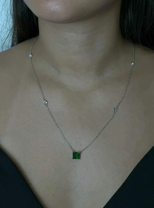 COLAR PEDRAS DUPLAS VERDES - Imagem 3