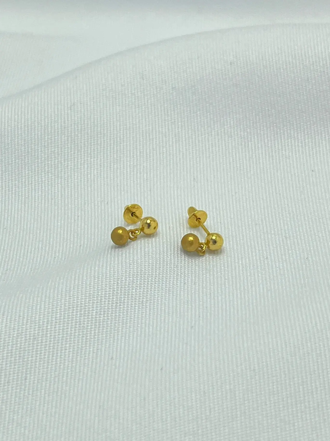 BRINCO MINI BOLAS DUPLAS 3MM